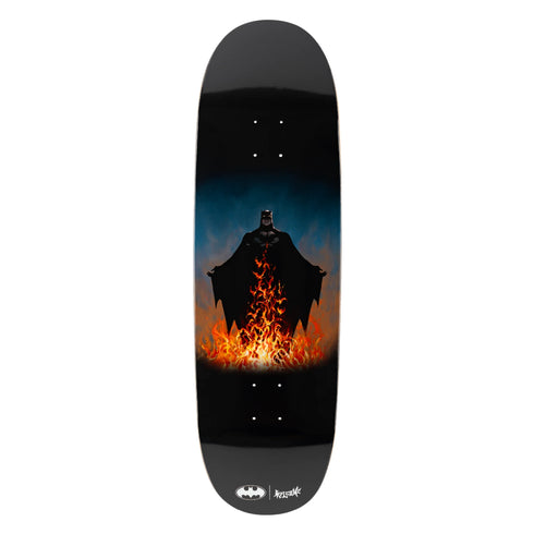 Welcome - Batman X Welcome Bat Flames on Boline 2.0 Deck (9.5")
